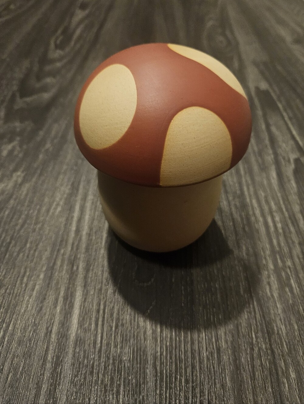 Chapters Handcrafted Brown & Cream Ceramic Mushroom Dรฉcor - Apple Cider